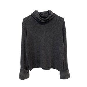 Red Haute Sweater Size XS Turtleneck Long Sleeve Pullover Charcoal Gray Capsule